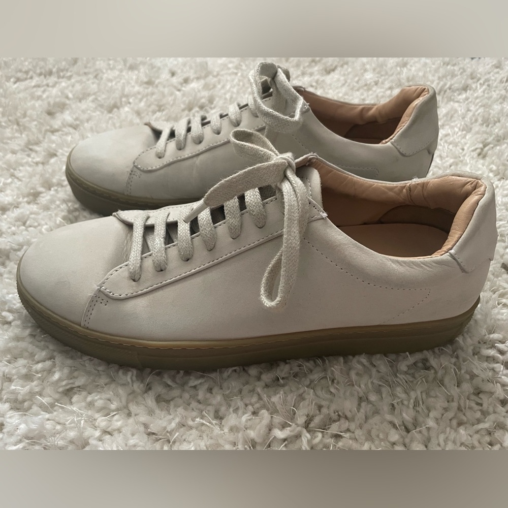 Reiss Women’s Cream Trainers with Gum Sole Size 9 - Picture 3 of 10